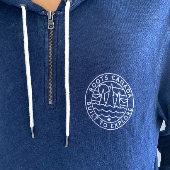 Roots 3/4 zip Hoodie - Size Medium - Picture 4 of 4